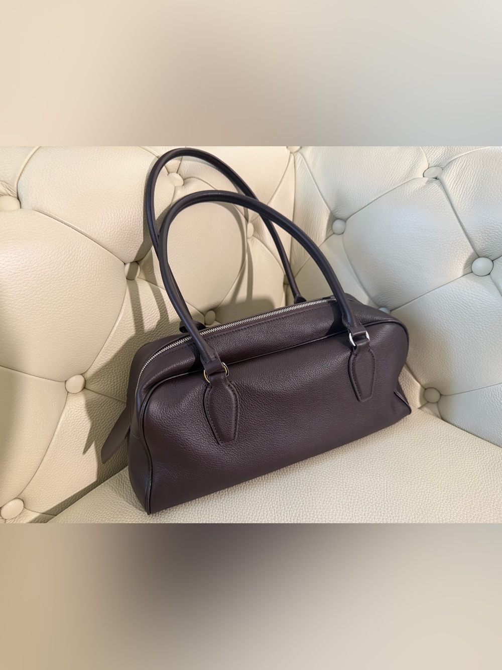 Genuine calfskin Leather handbag like new - Picture 1 of 15